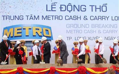 Construction of the Metro Cash & Carry wholesale center began in Long Xuyen City, An Giang Province on March 31 Construction of the Metro Cash & Carry wholesale center began in Long Xuyen City, An Giang Province on March 31