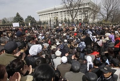 Kyrgyzs gather to mourn revolt victims on central square in Bishkek, Kyrgyzstan, Friday, April 9, 2010. Kyrgyzs gather to mourn revolt victims on central square in Bishkek, Kyrgyzstan, Friday, April 9, 2010.