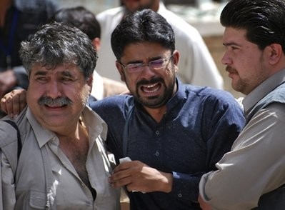 Pakistani journalists mourn a death of their colleague in Quetta, Pakistan on Friday, April 16, 2010. Pakistani journalists mourn a death of their colleague in Quetta, Pakistan on Friday, April 16, 2010.