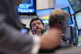 Traders work on the floor of the New York Stock Exchange April 29, 2010 in New York City. AFP photo Traders work on the floor of the New York Stock Exchange April 29, 2010 in New York City. AFP photo