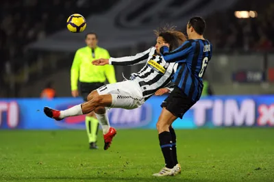 Inter - Juventus: Trận derby nóng bỏng
