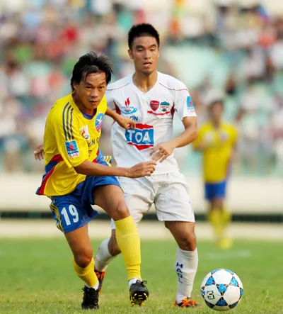 Vòng 9 V-League 2010 (ngày 18-4): Phân nhóm