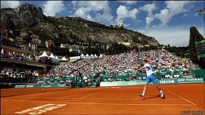 Một góc quay toàn cảnh CLB Monte Carlo khi Andy Murray đang thi đấu. Một góc quay toàn cảnh CLB Monte Carlo khi Andy Murray đang thi đấu.