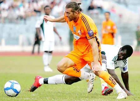 AFC Cup 2010, SHB Đà Nẵng - Thai Port: Đá để giữ uy