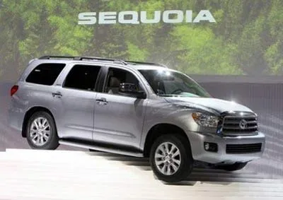 Toyota thu hồi thêm 50.000 xe Sequoia