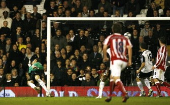 Stoke's English Etherington (out of picture) scores a goal during their English Premier League football match against Fulham in London, on May 5, 2010. AFP PHOTO Stoke's English Etherington (out of picture) scores a goal during their English Premier League football match against Fulham in London, on May 5, 2010. AFP PHOTO