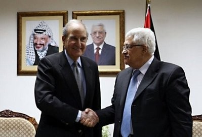 Palestinian president Mahmud Abbas (R) shakes hands with US Middle East envoy George Mitchell during a meeting in the West Bank city of Ramallah. AFP photo Palestinian president Mahmud Abbas (R) shakes hands with US Middle East envoy George Mitchell during a meeting in the West Bank city of Ramallah. AFP photo
