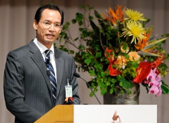 Thai Finance Minister Korn Chatikavanij delivers a speech during an internatilonal conference on the Future of Asia in Tokyo on May 21, 2010. Asian political, diplomatic, business and academic leaders attend the two-day symposium, entitled The Future of Asia. AFP PHOTO Thai Finance Minister Korn Chatikavanij delivers a speech during an internatilonal conference on the Future of Asia in Tokyo on May 21, 2010. Asian political, diplomatic, business and academic leaders attend the two-day symposium, entitled The Future of Asia. AFP PHOTO