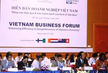 A view of the Vietnam Business Forum in Hanoi on May 26 (Photo: Giao Duc & Thoi Dai) A view of the Vietnam Business Forum in Hanoi on May 26 (Photo: Giao Duc & Thoi Dai)