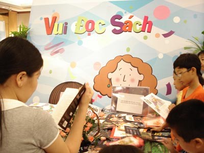 Parental boycotts of violating publishing houses have further damaged the already failing market which provides an opportunity for Vietnamese comic strips to make a comeback (Photo: U.Phuong) Parental boycotts of violating publishing houses have further damaged the already failing market which provides an opportunity for Vietnamese comic strips to make a comeback (Photo: U.Phuong)