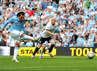 Thắng Aston Villa 3 - 1, Man.City nhiều cơ hội vào top 4