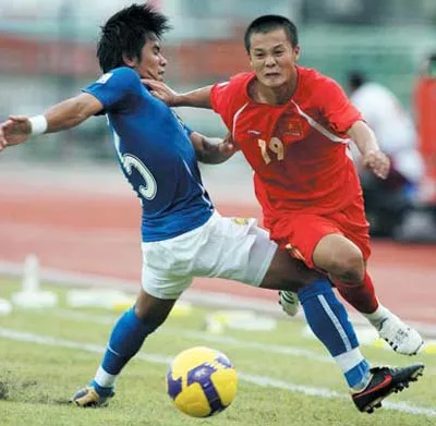Thành Lương (áo đỏ). Ảnh: Dũng Phương Thành Lương (áo đỏ). Ảnh: Dũng Phương