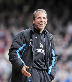 West Ham sa thải Zola