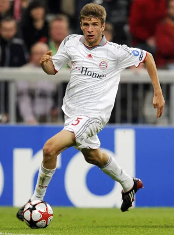 Thomas Mueller, một đại diện của Bayern tại tuyển Đức. Thomas Mueller, một đại diện của Bayern tại tuyển Đức.