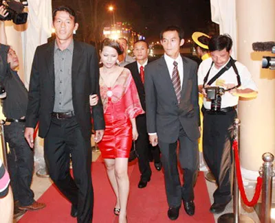 Tấn Trường, Thành Lương và Vũ Phong tại đêm Gala. Tấn Trường, Thành Lương và Vũ Phong tại đêm Gala.