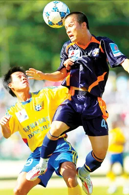 Đấu bù vòng 2 V-League 2010: So tài tấn công