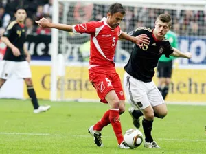 Về lỗ hổng lớn giữa đội hình Mannschaft: Cơ hội tốt cho Toni Kroos