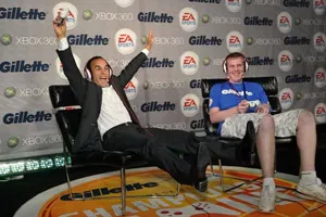 Donovan và lợi ích từ việc ly hôn