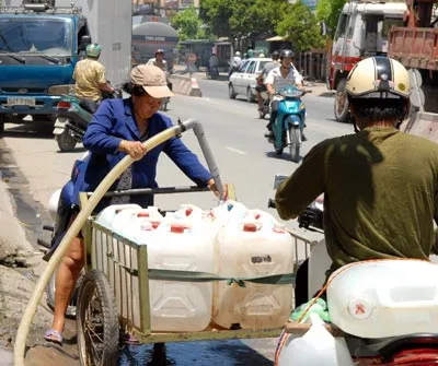 Giao lưu trực tuyến về cung ứng, sử dụng nước sạch ảnh 4 Giao lưu trực tuyến về cung ứng, sử dụng nước sạch ảnh 4