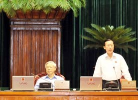 National Assembly deputy chairman Nguyen Duc Kien speaks at the June 5 meeting of the seventh session of the 12th NA (Photo: VOH) National Assembly deputy chairman Nguyen Duc Kien speaks at the June 5 meeting of the seventh session of the 12th NA (Photo: VOH)