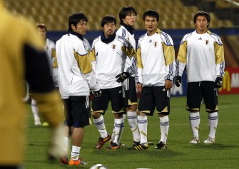Japan's national football team players attend a training session at the Royal Bafokeng Stadium of Rustenburg on June 23, 2010. AFP Japan's national football team players attend a training session at the Royal Bafokeng Stadium of Rustenburg on June 23, 2010. AFP