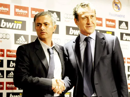 Florentino Perez và canh bạc Jose Mourinho: Viên đạn cuối cùng