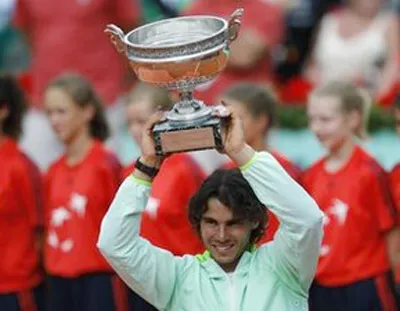 Nadal hoàn toàn xứng đáng với chức vô địch Roland Garros 2010. Nadal hoàn toàn xứng đáng với chức vô địch Roland Garros 2010.