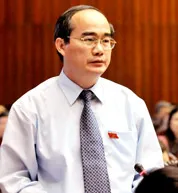 Phó Thủ tướng Nguyễn Thiện Nhân phát biểu trước QH ngày 7-6. Ảnh: M.ĐIỀN