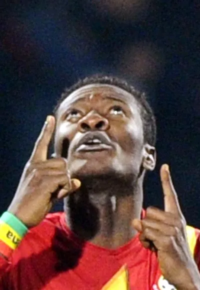 Nét mặt của Asamoah Gyan sau khi ghi bàn giúp Ghana đại diện châu Phi đi tiếp vào vòng 1/8.