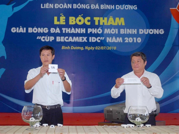 Giải bóng đá Thành phố Mới Bình Dương - Cúp BECAMEX IDC năm 2010