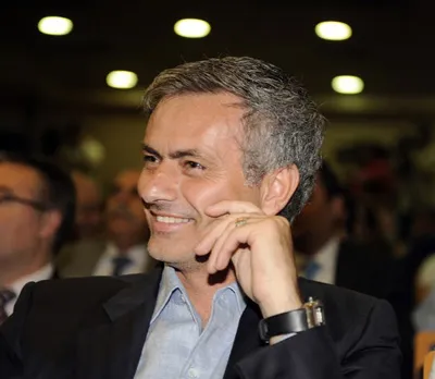 Bóng đá Tây Ban Nha: Mourinho bắt tay vào việc