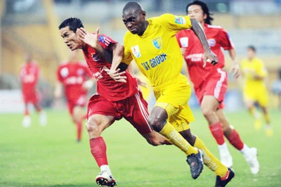 Điểm binh vòng 21 PetroVietnam Gas V-League 2010: Thư hùng ở Gò Đậu