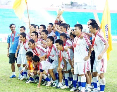 Chung kết Giải U17 Quốc gia - Cúp Báo Bóng đá 2010: Phá thế độc tôn