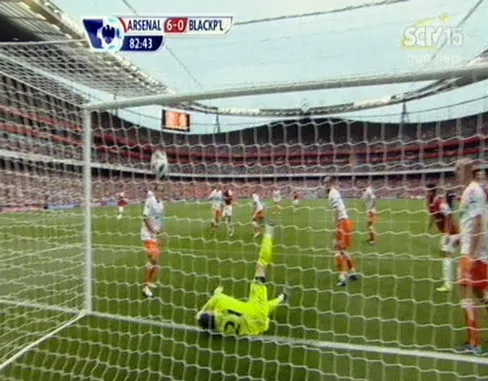 Premier League 2010/2011 - Vòng 2 (đêm 21, rạng sáng 22-8) ảnh 2 Premier League 2010/2011 - Vòng 2 (đêm 21, rạng sáng 22-8) ảnh 2