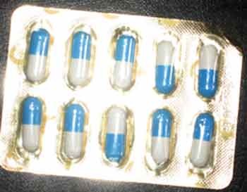 Tam Nao Khang in fact merely supports sufferes of cerebrovascular and heart diseases rather than cure these ailments as Tu Chinh Duong claims Tam Nao Khang in fact merely supports sufferes of cerebrovascular and heart diseases rather than cure these ailments as Tu Chinh Duong claims
