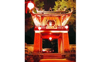 One of the must-see places when you visit Hanoi is the Temple of Literature called Van Mieu – Quoc Tu Giam. It is a farmous historical and cultural site in the capital. One of the must-see places when you visit Hanoi is the Temple of Literature called Van Mieu – Quoc Tu Giam. It is a farmous historical and cultural site in the capital.