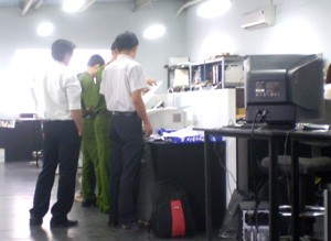 Government inspectors check computers at company Graham Taylor Designs in Ho Chi Minh City’s District 1 in the end of July (Handout photo from the inspection team) Government inspectors check computers at company Graham Taylor Designs in Ho Chi Minh City’s District 1 in the end of July (Handout photo from the inspection team)