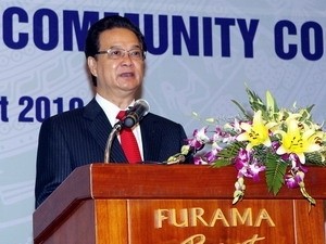 PM Nguyen Tan Dung dilivers speech at the ASEAN Social and Cultural Community held in Da nang on August 16, 2010. (Photo: VNA) PM Nguyen Tan Dung dilivers speech at the ASEAN Social and Cultural Community held in Da nang on August 16, 2010. (Photo: VNA)