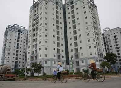 A building is for low income families in Hanoi A building is for low income families in Hanoi