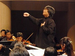 Japanese conductor Honna Tetsuji Japanese conductor Honna Tetsuji