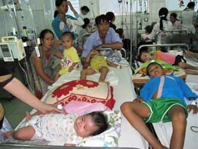 Children patients suffering dengue fever treated in a hospital Children patients suffering dengue fever treated in a hospital