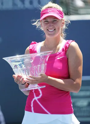 Azarenka đăng quang!