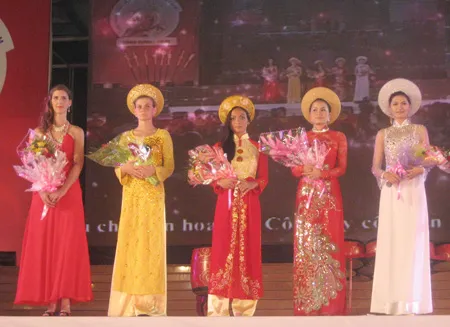 Chung kết bình chọn "Người đẹp Võ thuật": Hoa khôi và Á khôi 1 là người Bình Định