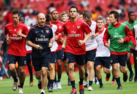 Fabregas ở lại Arsenal, có lẽ vậy!