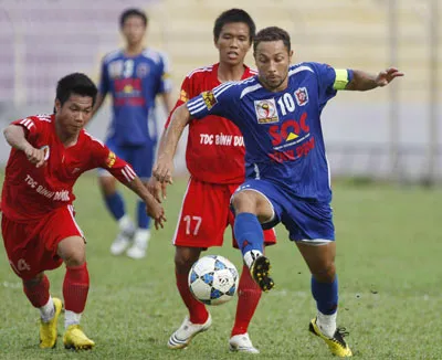 Vòng 24 Giải Hạng nhất quốc gia 2010: Cầu được, ước thấy