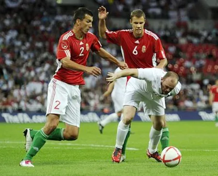 Giao hữu, đội tuyển Anh thắng đội tuyển Hungary 2 - 1
