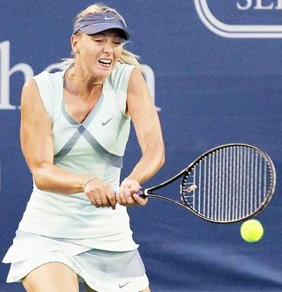 Sharapova vượt qua Bartoli. Sharapova vượt qua Bartoli.