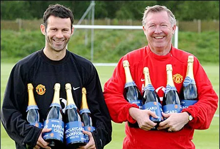 Giggs: “Tôi muốn kế nhiệm Sir Alex”
