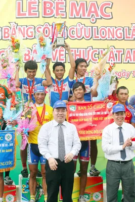 Kết thúc giải xe đạp đồng bằng sông Cửu Long - Cúp BVTV An Giang lần 19-2010: BVTV Sài Gòn 2 đoạt cú đúp