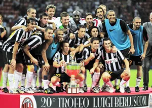 Juventus đoạt Trofeo Berlusconi